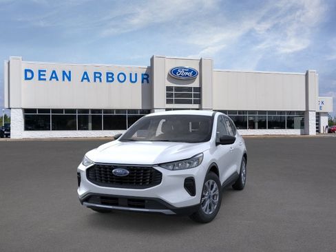 New 2026 Ford Escape Active w/ Cold Weather Package AWD/4WD image 2