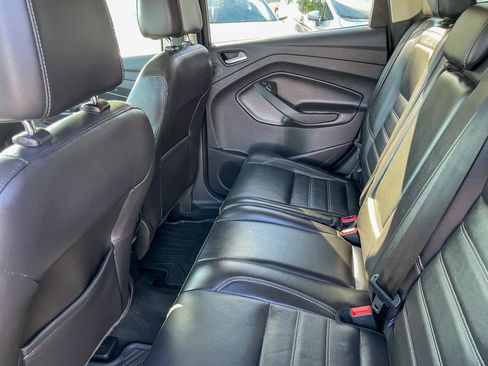 Used 2017 Ford Escape SE w/ SE Leather Comfort Package image 15