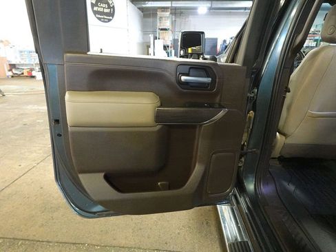 Used 2020 Chevrolet Silverado 2500 LTZ w/ LTZ Plus Package image 23