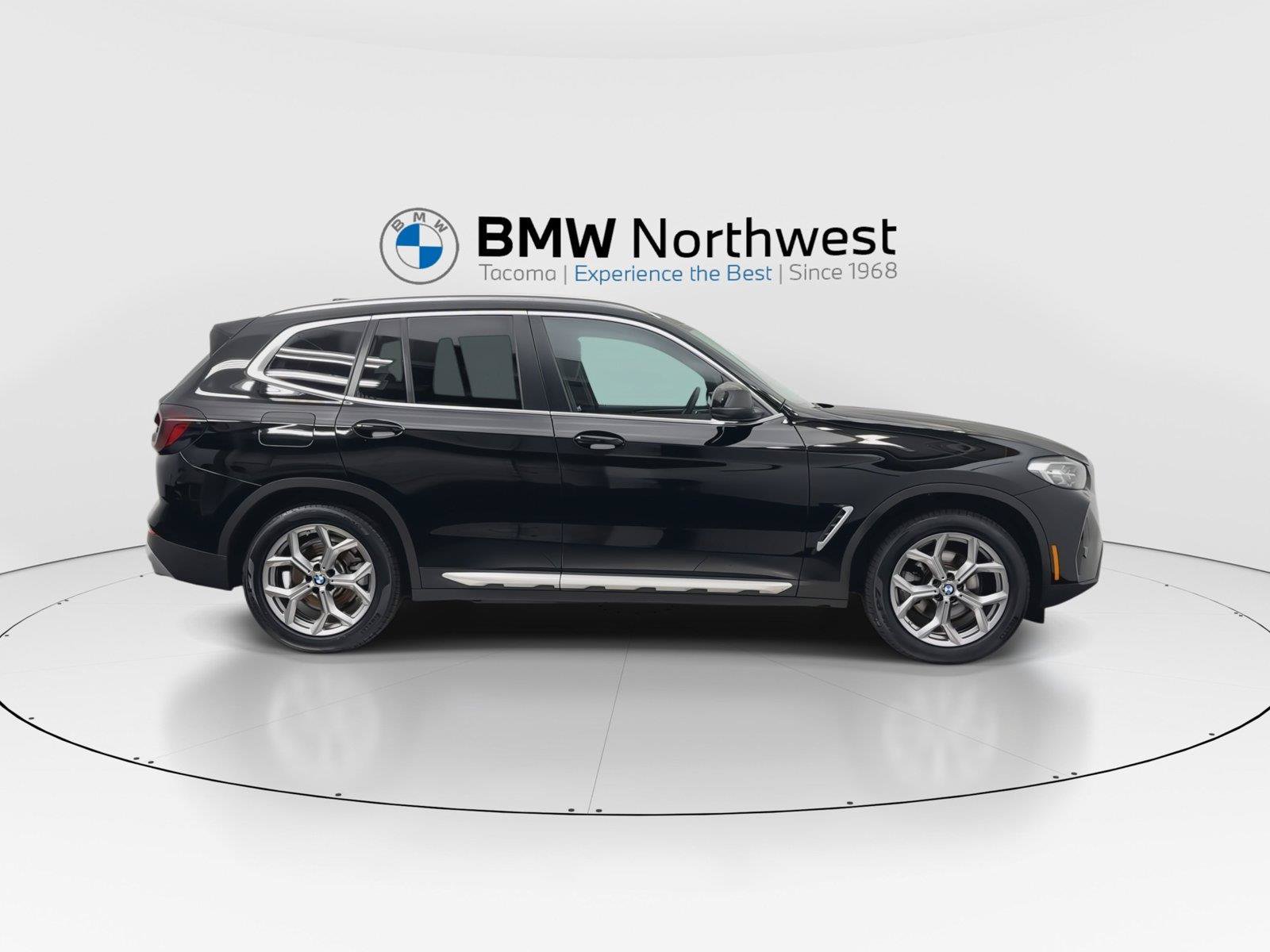 Used 2023 BMW X3 xDrive30i w/ Premium Package AWD/4WD image 5