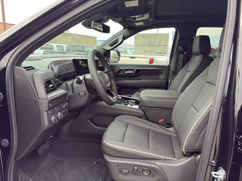 New 2026 Chevrolet Tahoe Premier w/ Sun And Tow Package AWD/4WD image 12