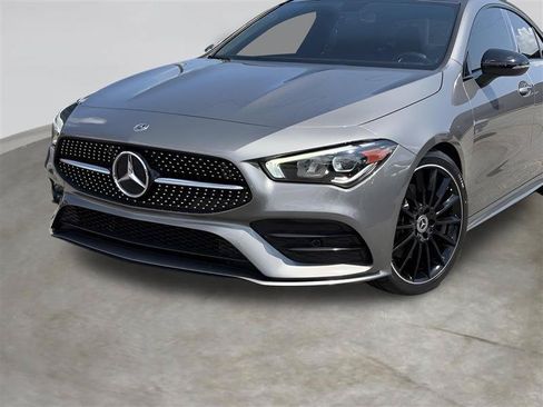 Used 2020 Mercedes-Benz CLA 250 image 4