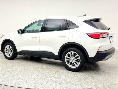Used 2022 Ford Escape SE image 7