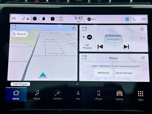 Used 2022 Jeep Grand Cherokee Overland w/ Luxury Tech Group IV image 17