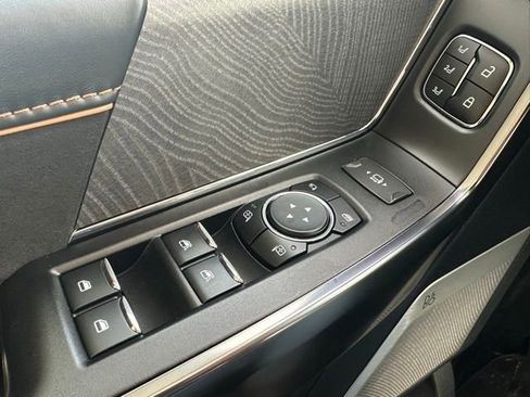 Certified 2023 Ford F150 Platinum image 27