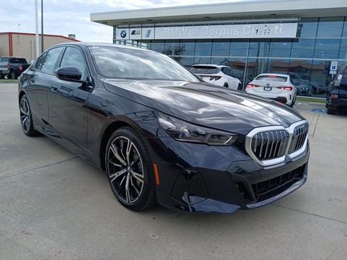 New 2026 BMW 530i image 1