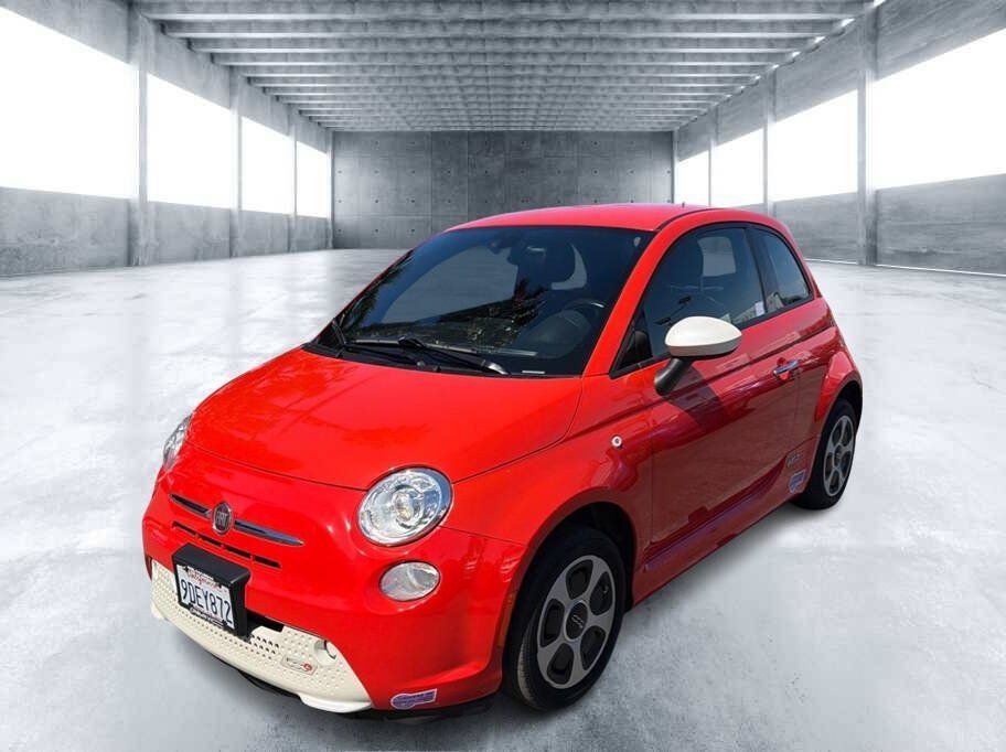 Used 2018 FIAT 500 e FWD image 1