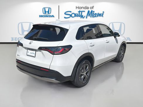 Certified 2024 Honda HR-V EX-L image 7