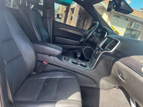Used 2014 Jeep Grand Cherokee Summit AWD/4WD image 17