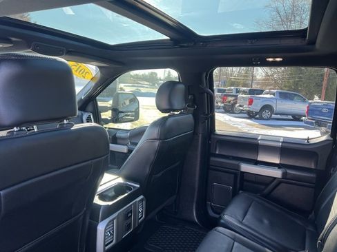 Used 2015 Ford F150 Lariat w/ Equipment Group 501A Mid image 34