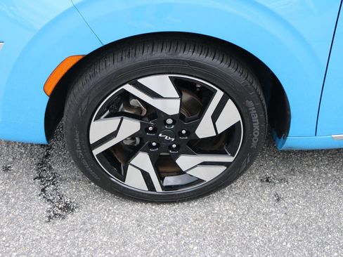Used 2023 Kia Soul GT-Line FWD image 14