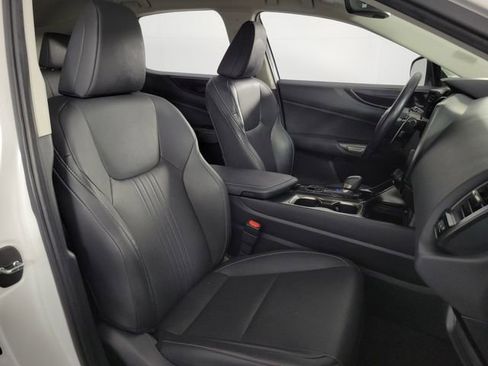 Used 2024 Lexus NX 250 FWD w/ Towing Package (2000 Lbs) image 16