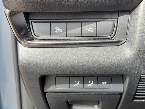 Used 2024 MAZDA CX-30 AWD 2.5 S w/ Preferred Package image 16