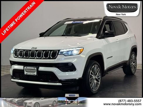 Used 2023 Jeep Compass Limited w/ Elite Group AWD/4WD image 4