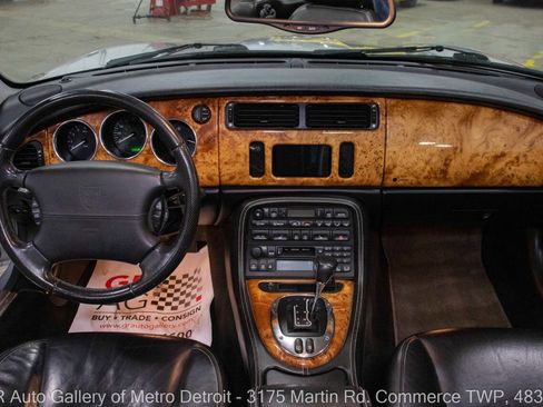 Used 2006 Jaguar XK8 Convertible RWD image 17