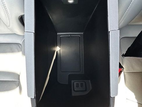 Used 2023 GMC Terrain SLT FWD image 13