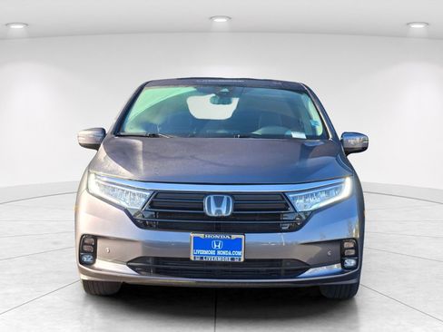 Used 2024 Honda Odyssey Elite image 2