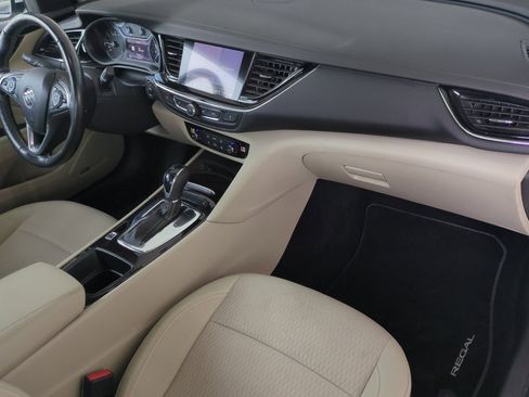 Used 2019 Buick Regal Preferred w/ Driver Confidence Package I AWD/4WD image 18