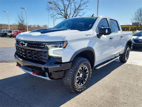 Certified 2022 Chevrolet Silverado 1500 ZR2 w/ Technology Package image 9