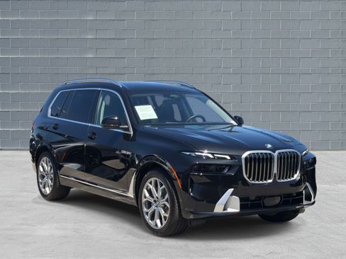 Used 2026 BMW X7 xDrive40i w/ Premium Package AWD/4WD image 1