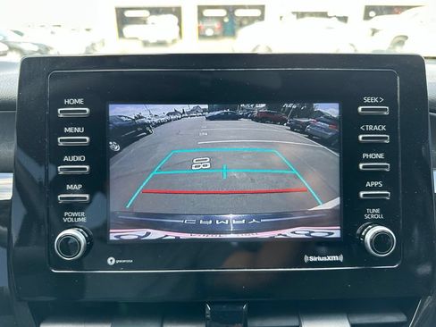 Certified 2022 Toyota Camry LE FWD image 11
