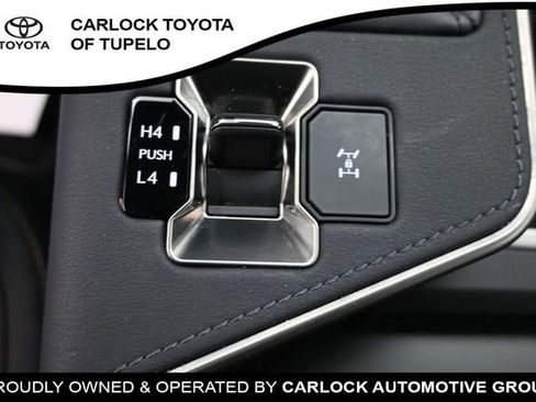 Used 2024 Lexus GX 550 w/ Accessory Package (Z1) AWD/4WD image 22