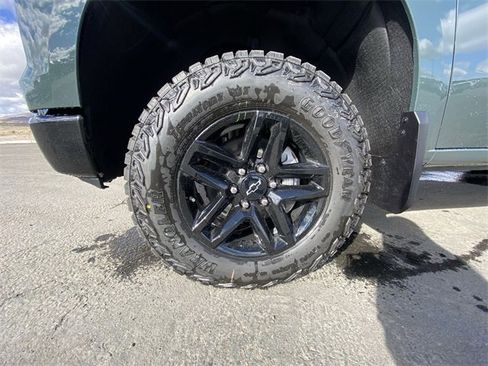 New 2026 Chevrolet Silverado 1500 Custom Trail Boss w/ LPO, Dark Essentials Package image 10