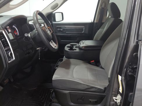 Used 2023 RAM 1500 Classic SLT AWD/4WD image 14