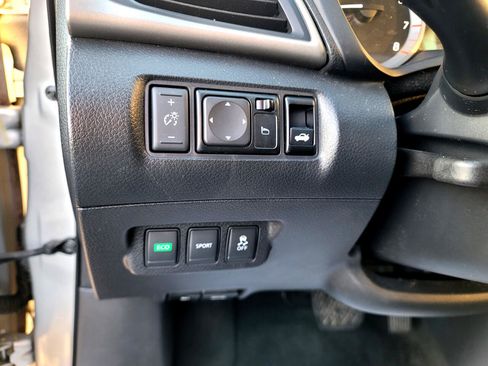 Used 2014 Nissan Sentra SR image 22