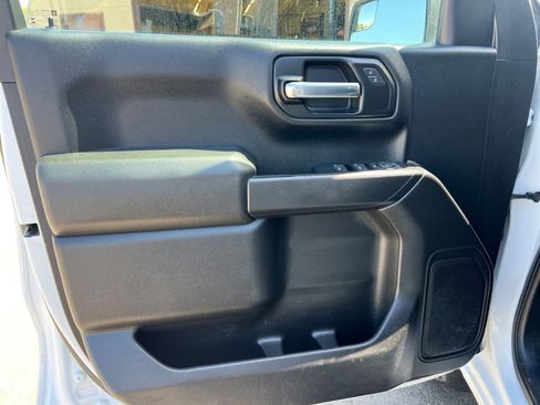 Used 2020 Chevrolet Silverado 1500 Custom Trail Boss w/ Custom Convenience Package AWD/4WD image 19