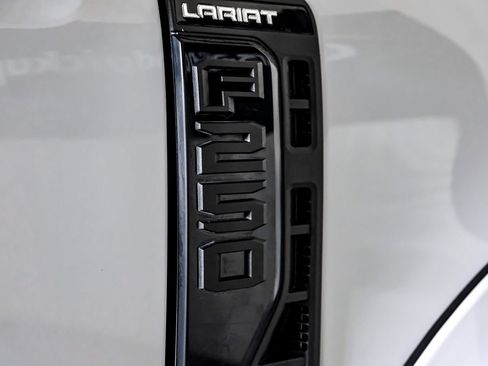Used 2024 Ford F250 Lariat w/ Sport Appearance Package AWD/4WD image 44
