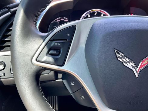 Used 2019 Chevrolet Corvette Stingray Convertible w/ 2LT Preferred Equipment Group RWD image 18