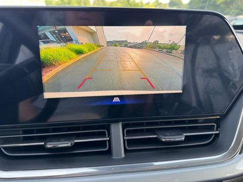 New 2025 Chevrolet Trax LT w/ Driver Confidence Package image 37