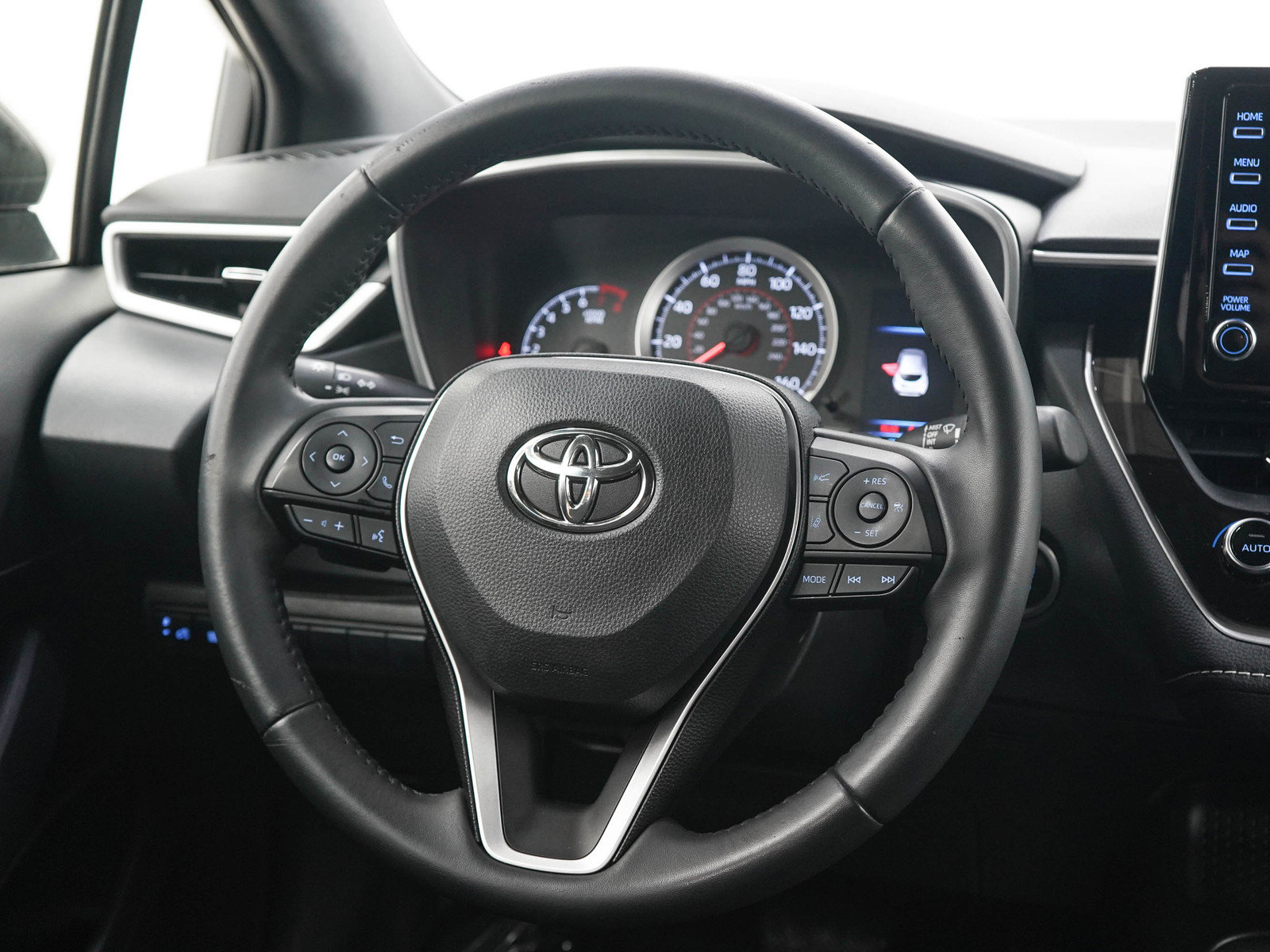 Used 2019 Toyota Corolla SE FWD image 16