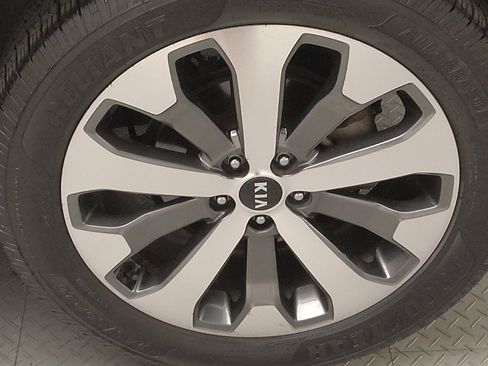 Used 2021 Kia Telluride EX w/ EX Premium Package image 31