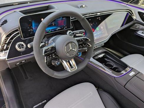 New 2026 Mercedes-Benz E 53 AMG e 4MATIC Sedan image 3