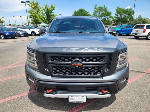 Used 2021 Nissan Titan PRO-4X w/ Pro-4x Convenience Package AWD/4WD image 8