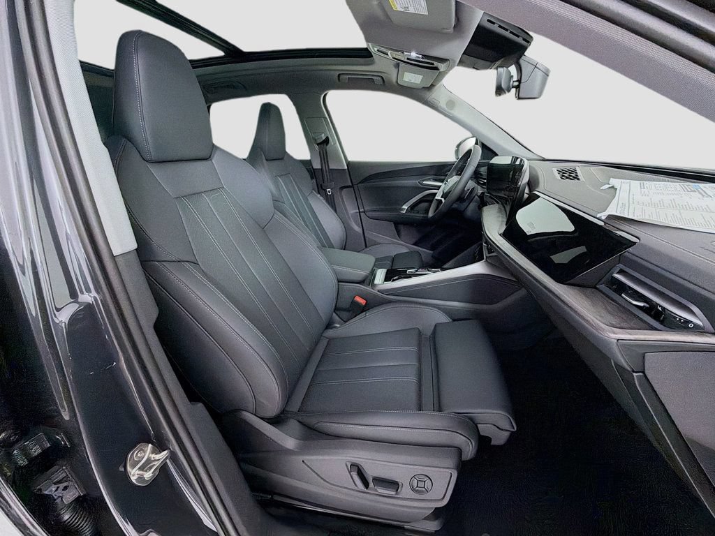 New 2026 Audi Q5 Premium Plus w/ Premium Plus AWD/4WD image 30
