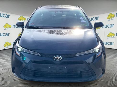 Used 2024 Toyota Corolla LE image 2