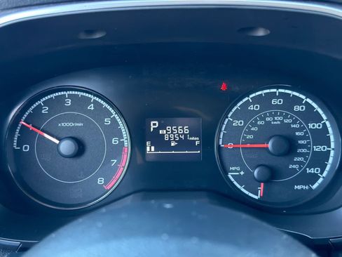 Used 2019 Subaru Crosstrek 2.0i Premium image 32