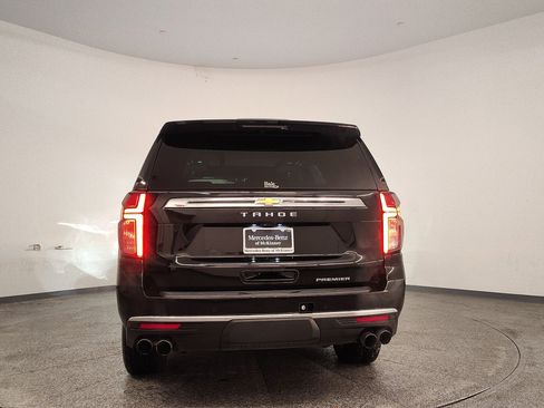 Used 2021 Chevrolet Tahoe Premier w/ Premium Package image 9