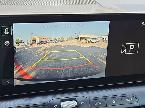 Used 2025 Kia K4 FWD image 18