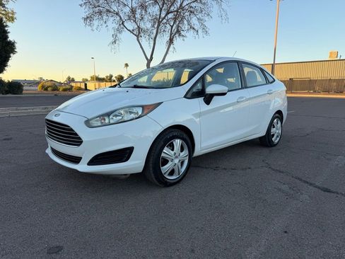 Used 2016 Ford Fiesta S image 4