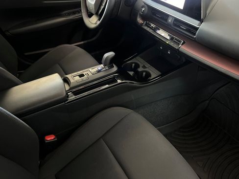 Used 2023 Toyota Prius Prime SE image 14