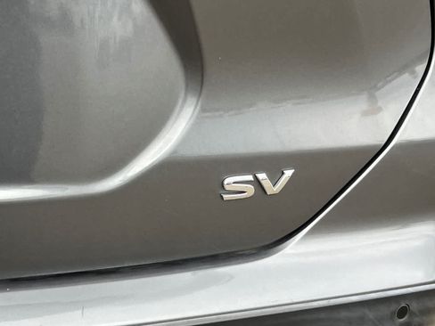 Used 2021 Nissan Kicks SV FWD image 24