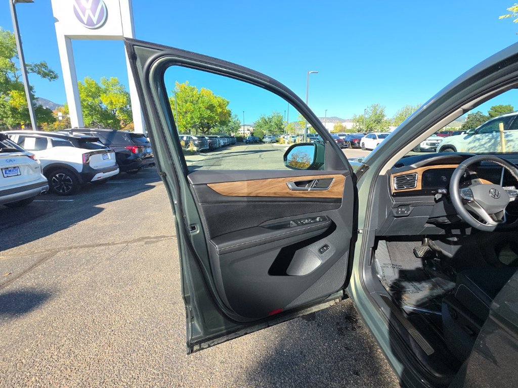 Certified 2026 Volkswagen Atlas SE AWD/4WD image 10