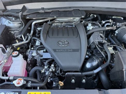 Used 2025 Toyota Grand Highlander AWD Hybrid image 38