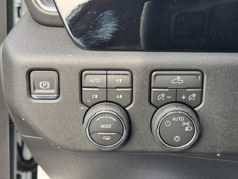 New 2026 Chevrolet Silverado 1500 LT image 9