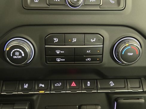 Used 2024 Chevrolet Silverado 2500 Custom w/ Custom Value Package AWD/4WD image 19