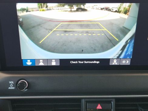 Used 2026 Honda Pilot Sport image 17